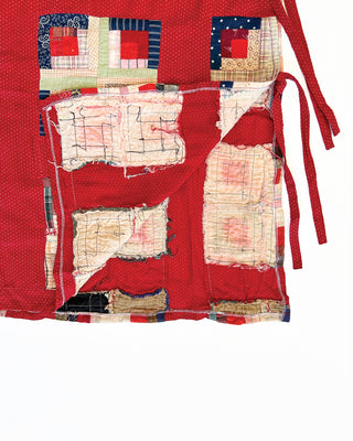THE QUILTED PINAFORE - LOG CABIN RED
